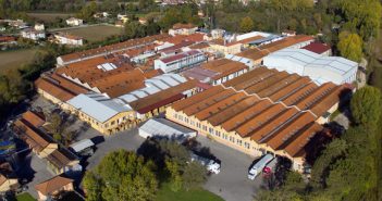 Gruppo Cordenons passa al fondo Bain Capital