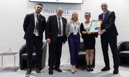 Cartes si aggiudica il Best in Show a Print4All 2022