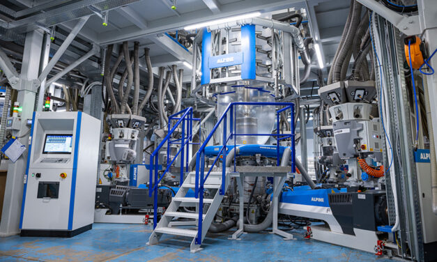 ManuliTech invested in a modern 7-layer blown film line with inline MDO from Hosokawa Alpine
