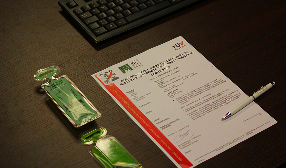 Sacar ottiene la certificazione TŰV “Ok Compost Industrial” per nuovi blister in PLA