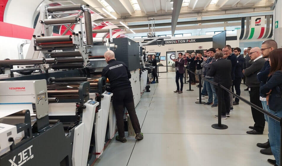 Great interest for hybrid printing at the OMET Innovation Park