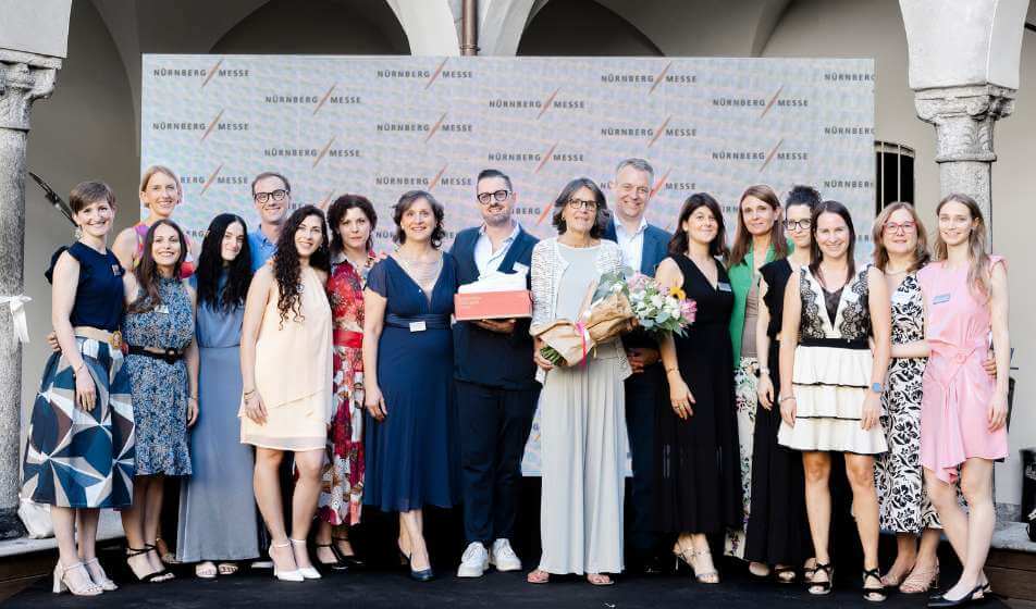 Un saluto e un ringraziamento: Stefania Calcaterra passa la direzione di NürnbergMesse Italia a Danny D’Alessandro