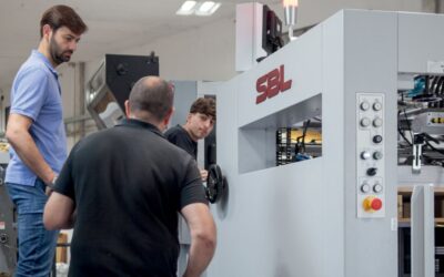 Da Azul Sistemi una fustellatrice SBL integrata con Azul5 per Grafiche Badiali