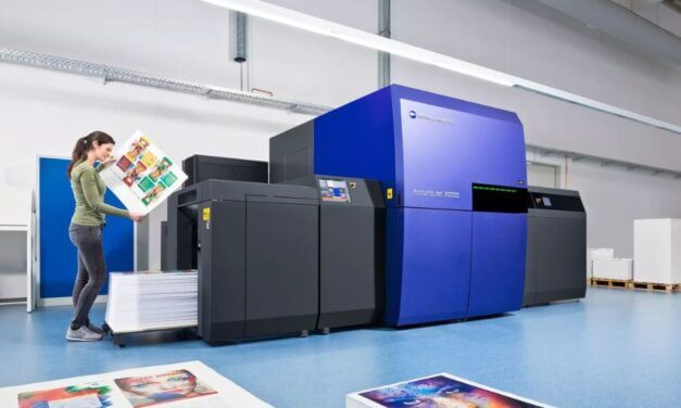 Konica Minolta presenta il sistema di stampa inkjet UV digitale AccurioJet 30000